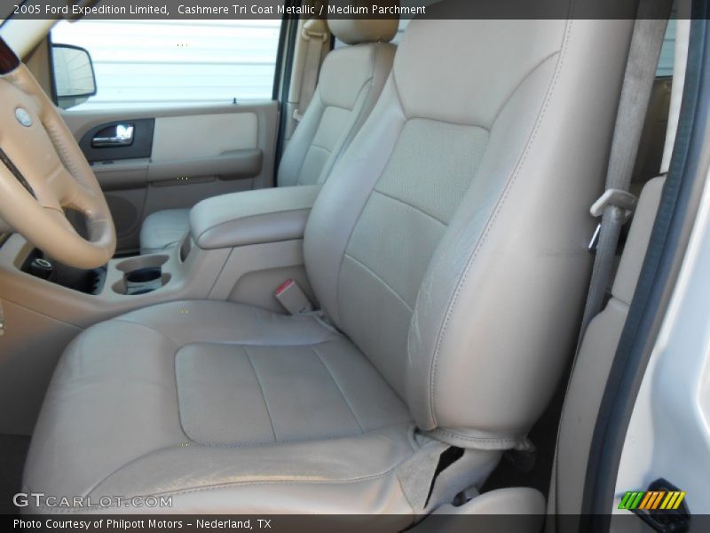 Front Seat of 2005 Expedition Limited
