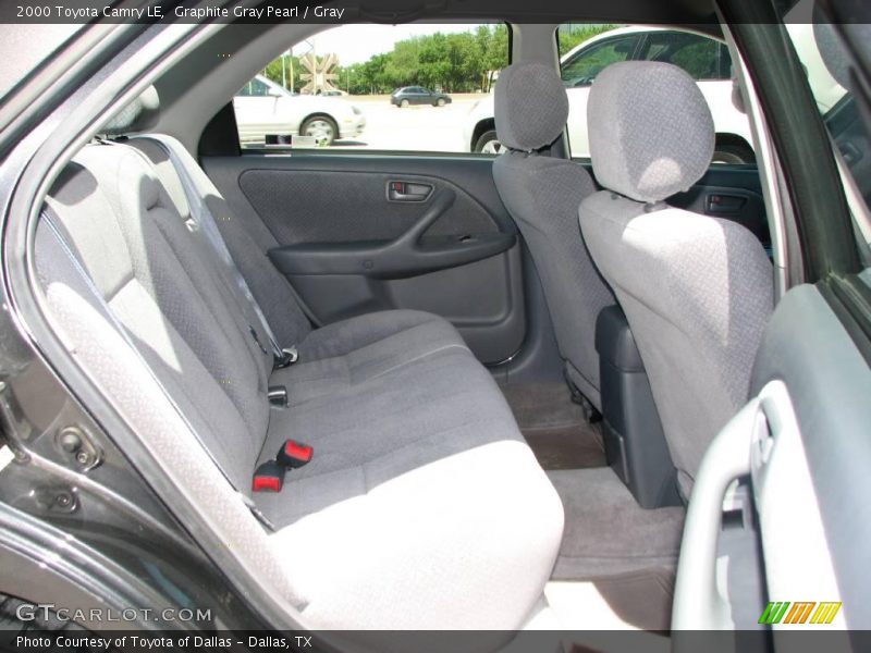 Graphite Gray Pearl / Gray 2000 Toyota Camry LE
