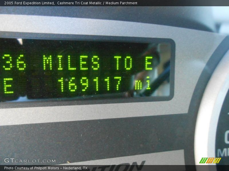 Cashmere Tri Coat Metallic / Medium Parchment 2005 Ford Expedition Limited