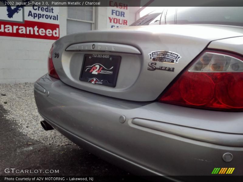 Platinum Metallic / Charcoal 2002 Jaguar S-Type 3.0