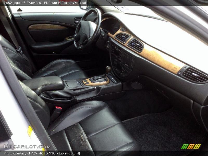 2002 S-Type 3.0 Charcoal Interior