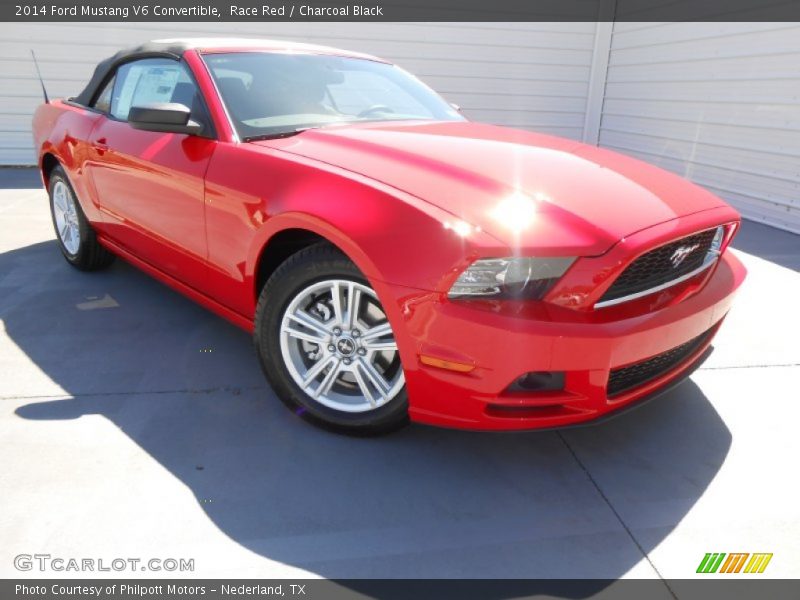 Race Red / Charcoal Black 2014 Ford Mustang V6 Convertible