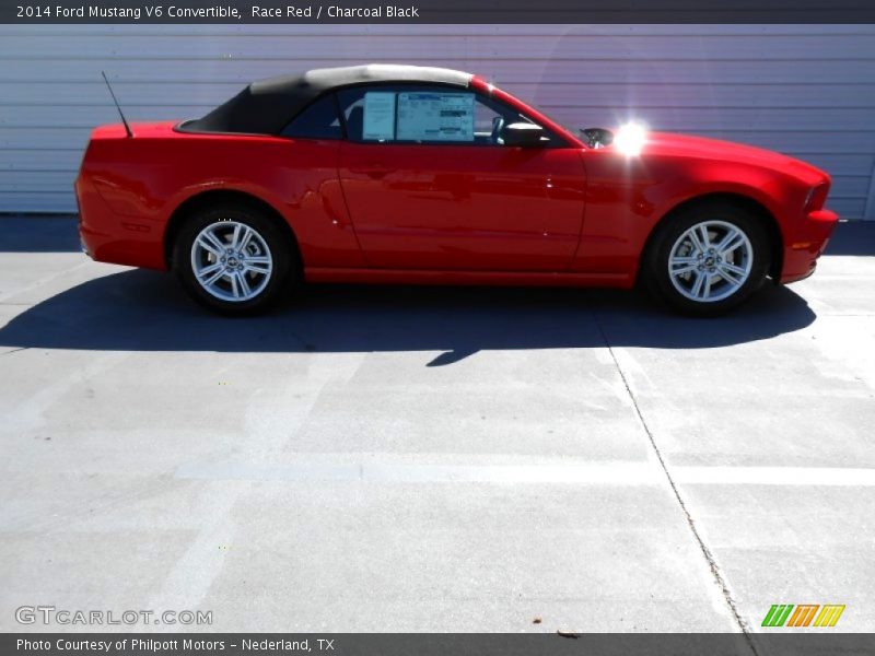 Race Red / Charcoal Black 2014 Ford Mustang V6 Convertible