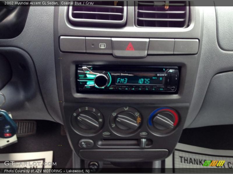 Coastal Blue / Gray 2002 Hyundai Accent GL Sedan