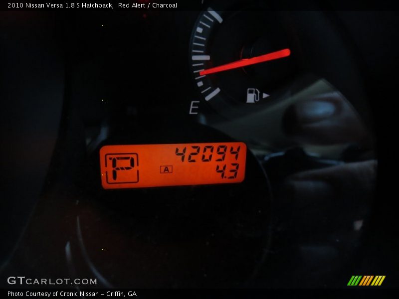 Red Alert / Charcoal 2010 Nissan Versa 1.8 S Hatchback