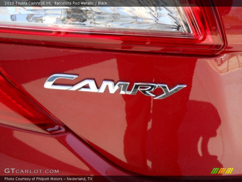 Barcelona Red Metallic / Black 2013 Toyota Camry SE V6