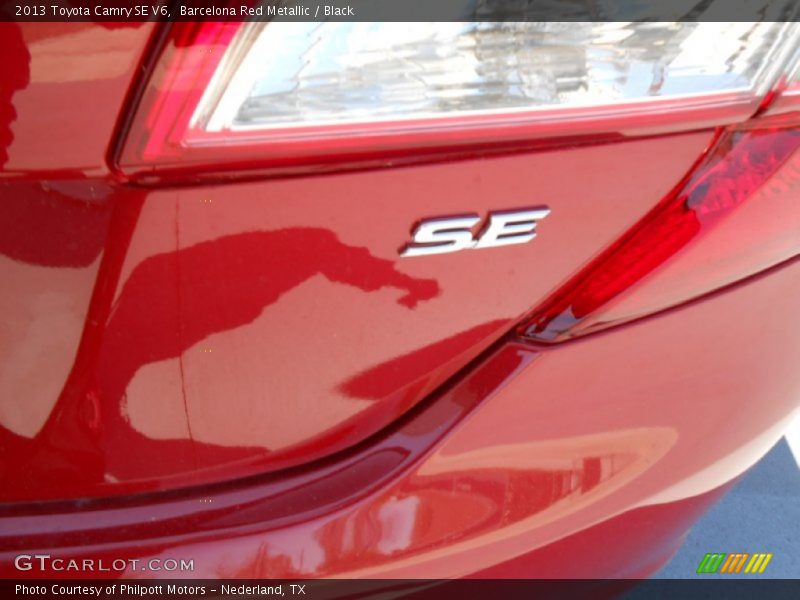 Barcelona Red Metallic / Black 2013 Toyota Camry SE V6