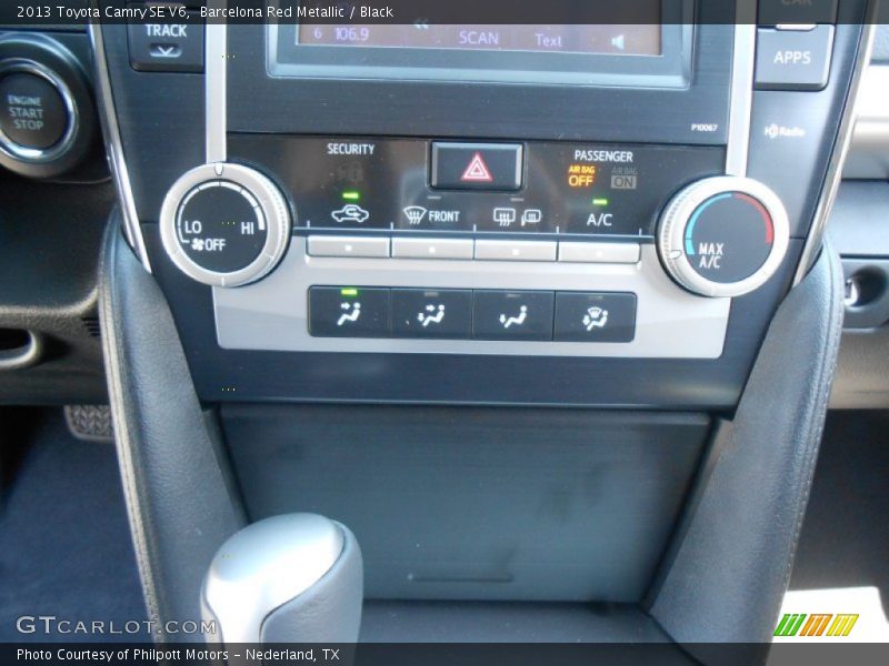 Barcelona Red Metallic / Black 2013 Toyota Camry SE V6