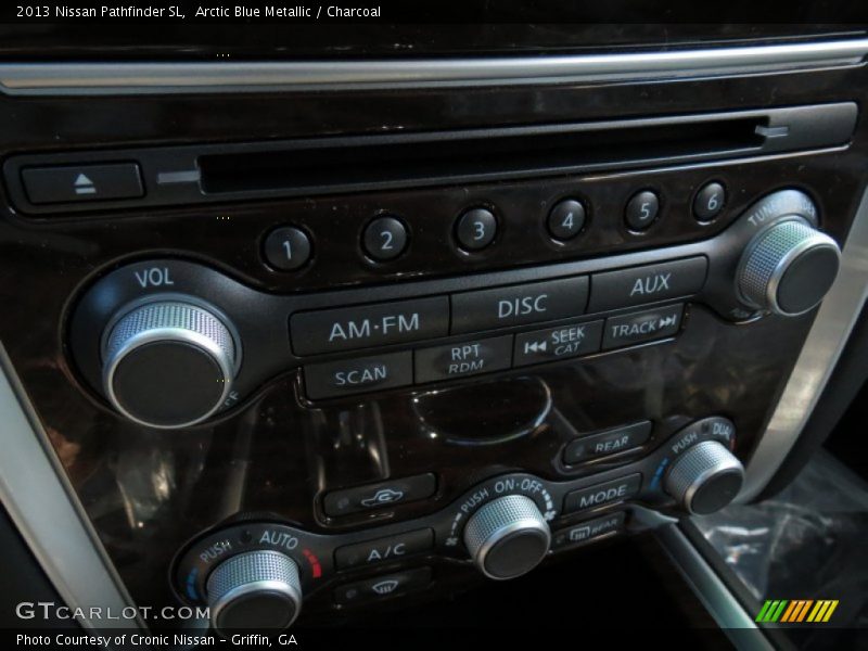 Arctic Blue Metallic / Charcoal 2013 Nissan Pathfinder SL