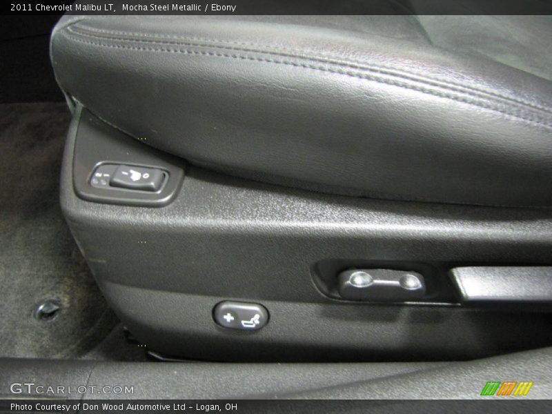 Controls of 2011 Malibu LT