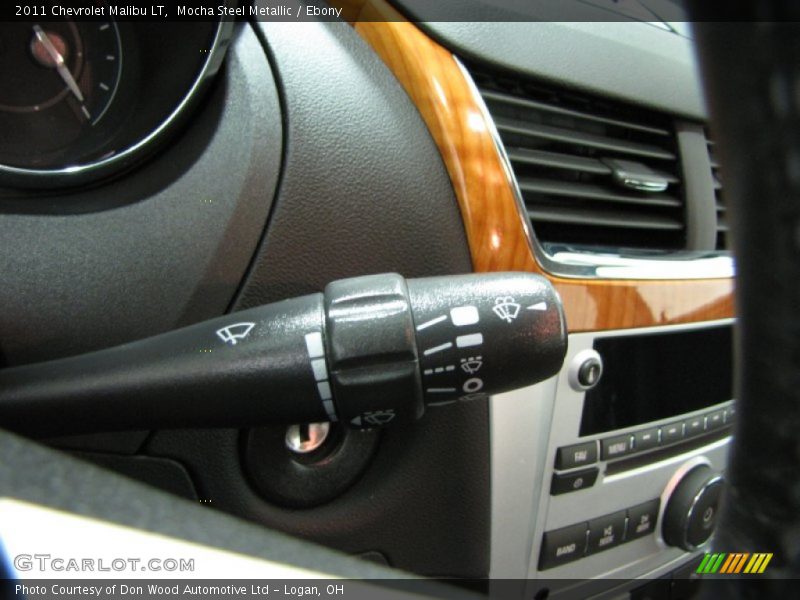 Controls of 2011 Malibu LT