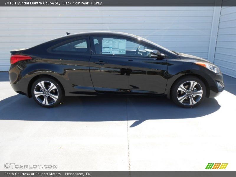 Black Noir Pearl / Gray 2013 Hyundai Elantra Coupe SE