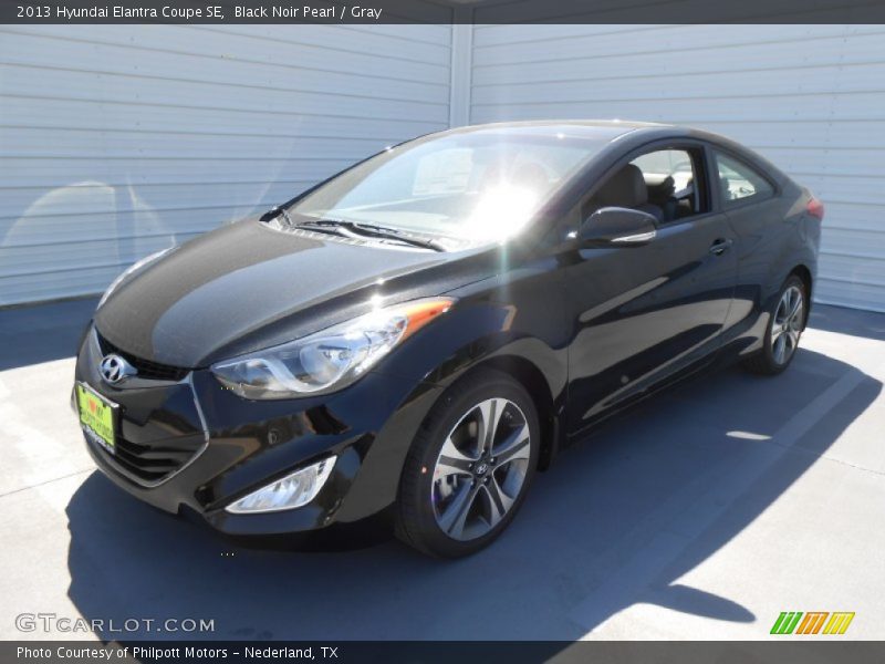 Black Noir Pearl / Gray 2013 Hyundai Elantra Coupe SE