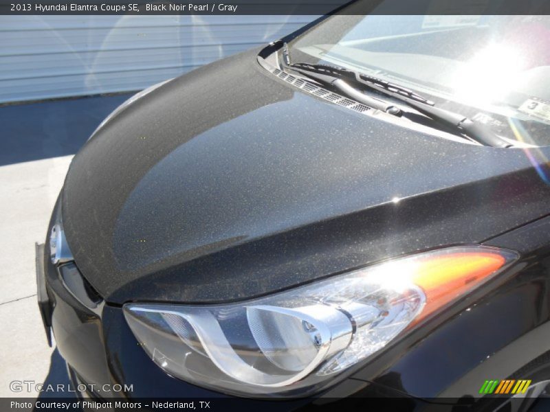 Black Noir Pearl / Gray 2013 Hyundai Elantra Coupe SE