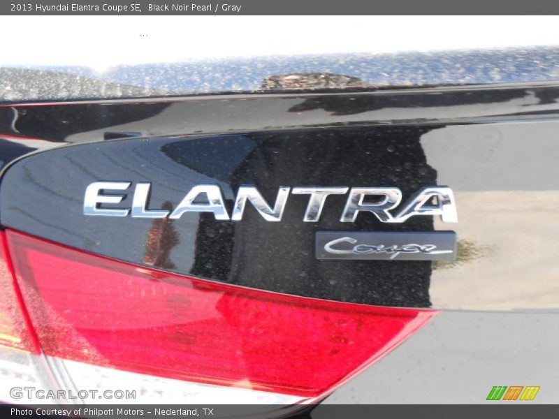 Black Noir Pearl / Gray 2013 Hyundai Elantra Coupe SE