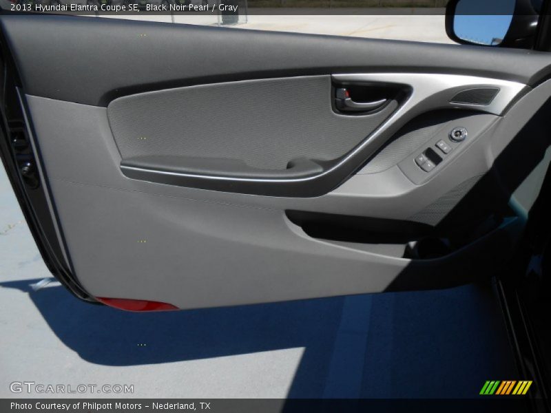 Black Noir Pearl / Gray 2013 Hyundai Elantra Coupe SE
