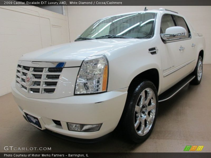 White Diamond / Cocoa/Cashmere 2009 Cadillac Escalade EXT Luxury AWD