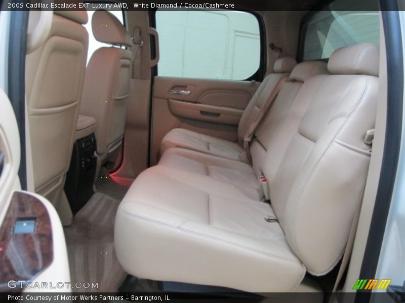 White Diamond / Cocoa/Cashmere 2009 Cadillac Escalade EXT Luxury AWD