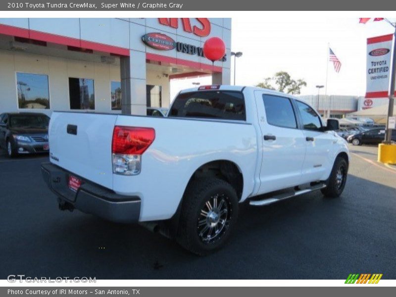 Super White / Graphite Gray 2010 Toyota Tundra CrewMax