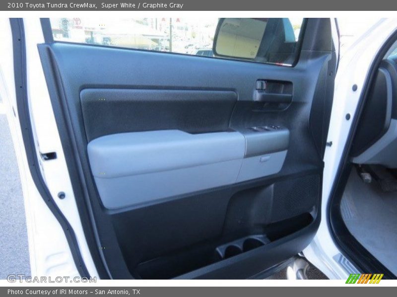 Super White / Graphite Gray 2010 Toyota Tundra CrewMax