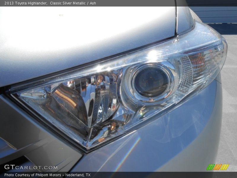Classic Silver Metallic / Ash 2013 Toyota Highlander