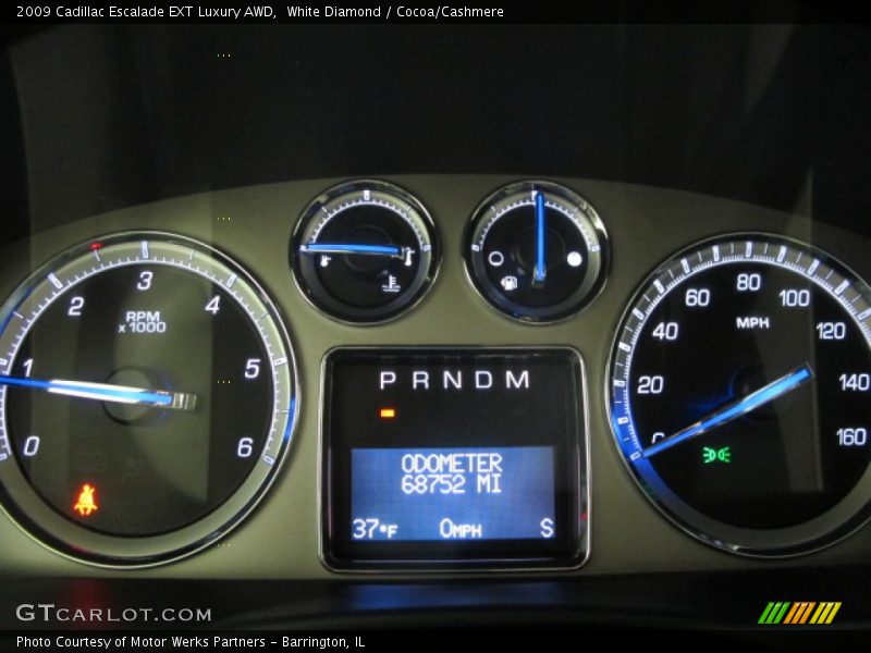 White Diamond / Cocoa/Cashmere 2009 Cadillac Escalade EXT Luxury AWD