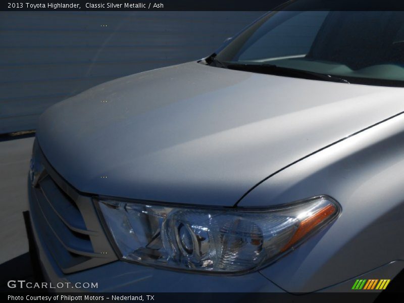 Classic Silver Metallic / Ash 2013 Toyota Highlander