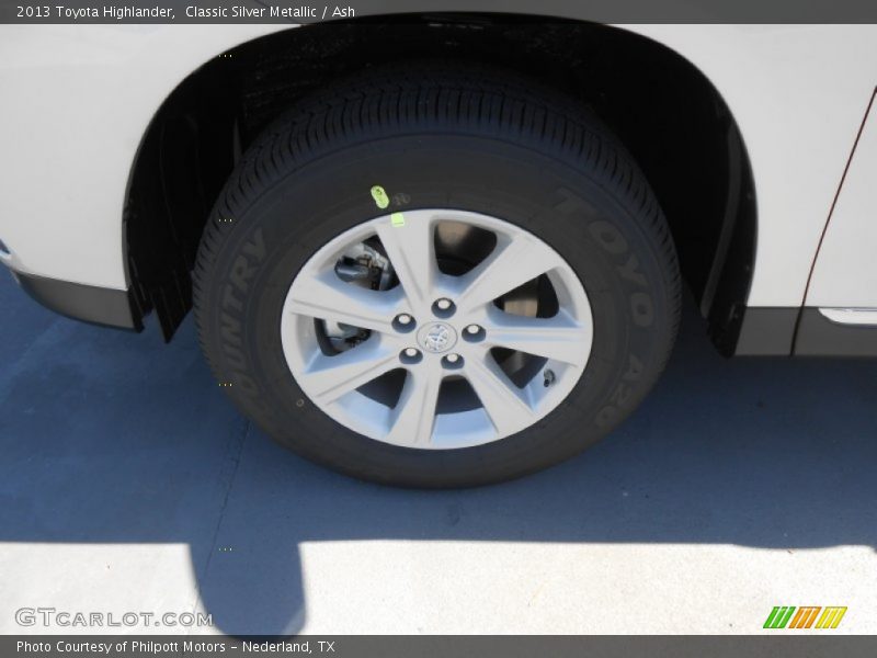 Classic Silver Metallic / Ash 2013 Toyota Highlander