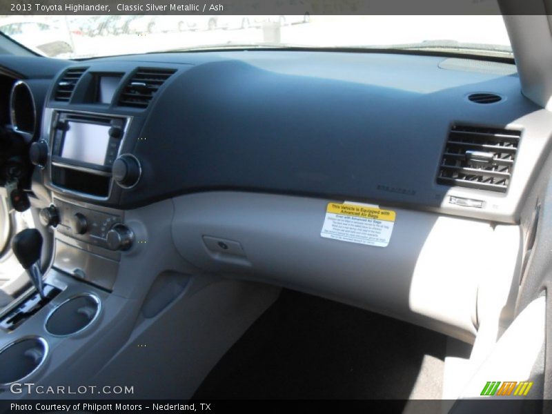 Classic Silver Metallic / Ash 2013 Toyota Highlander
