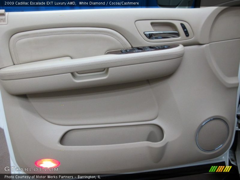 White Diamond / Cocoa/Cashmere 2009 Cadillac Escalade EXT Luxury AWD