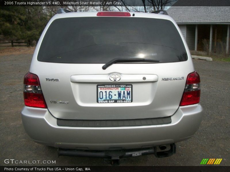 Millenium Silver Metallic / Ash Gray 2006 Toyota Highlander V6 4WD