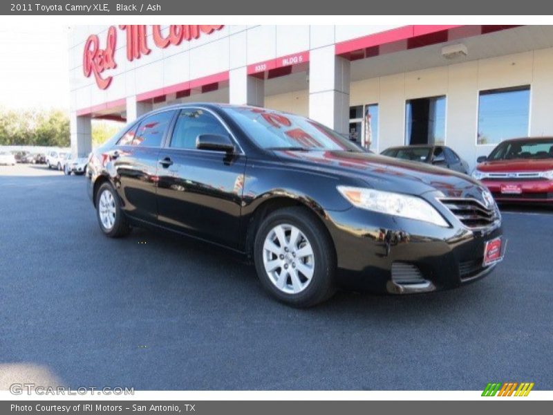 Black / Ash 2011 Toyota Camry XLE