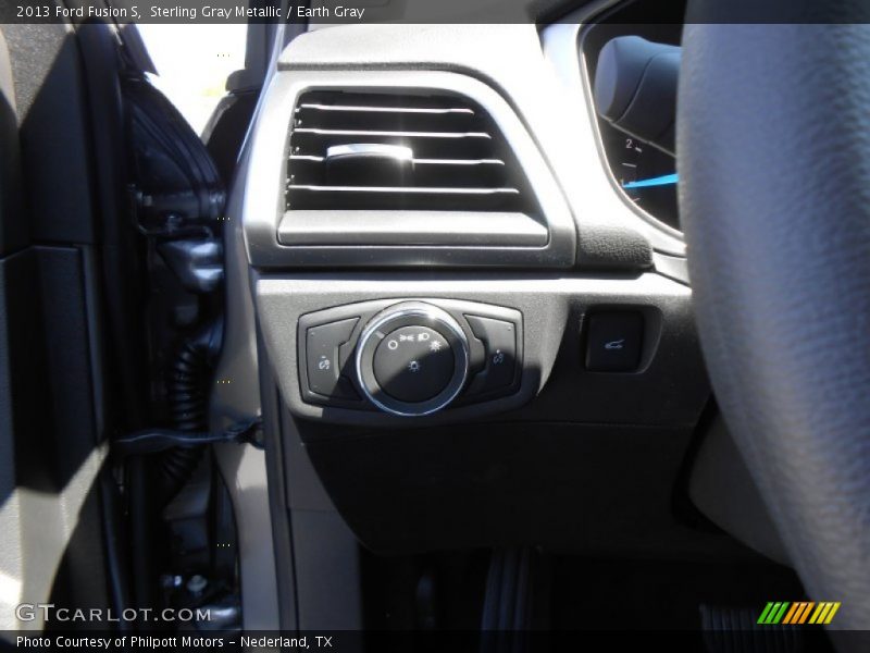 Sterling Gray Metallic / Earth Gray 2013 Ford Fusion S