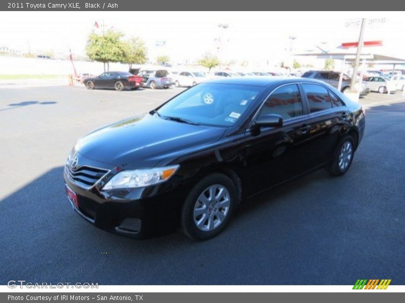 Black / Ash 2011 Toyota Camry XLE