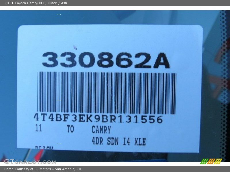 Black / Ash 2011 Toyota Camry XLE