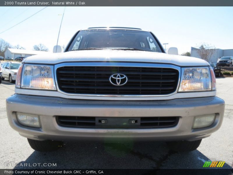 Natural White / Oak 2000 Toyota Land Cruiser