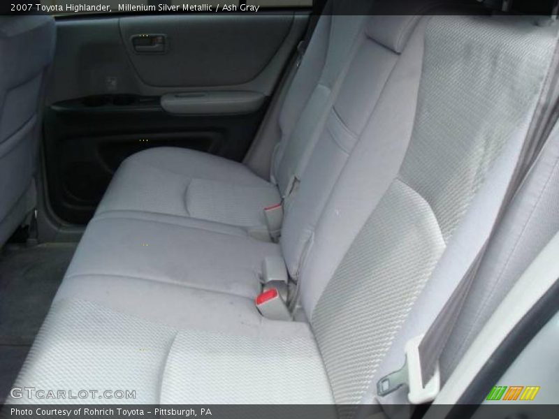 Millenium Silver Metallic / Ash Gray 2007 Toyota Highlander