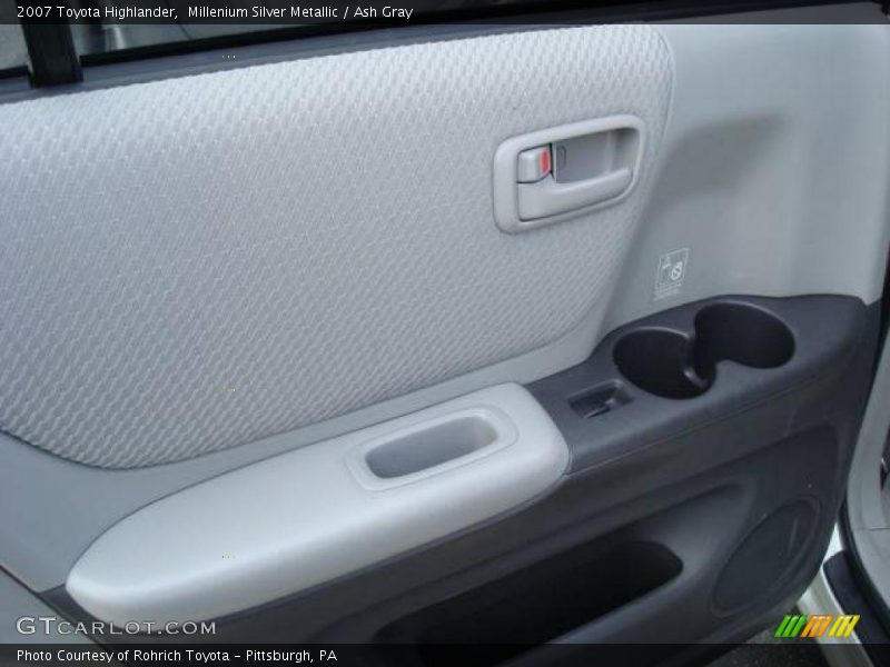 Millenium Silver Metallic / Ash Gray 2007 Toyota Highlander