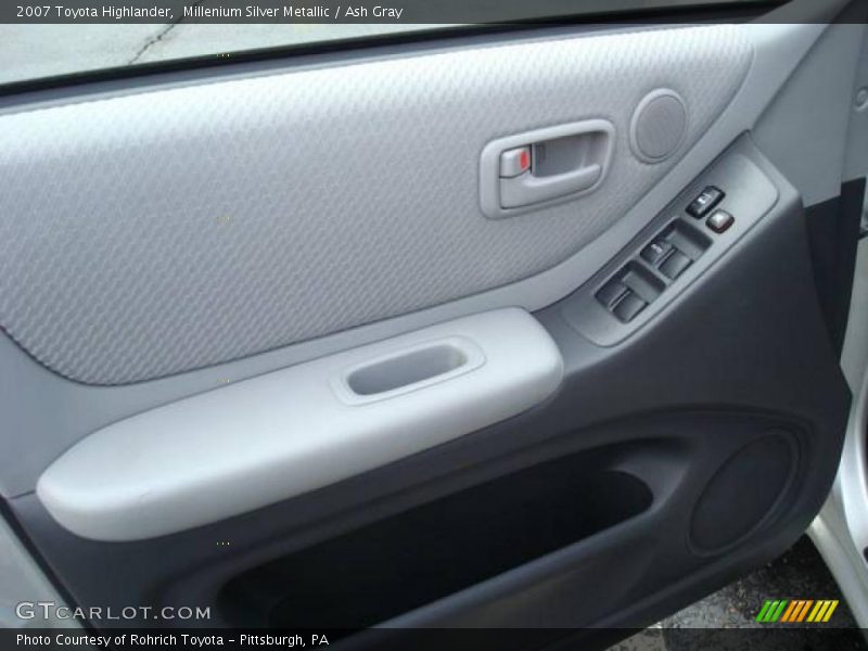 Millenium Silver Metallic / Ash Gray 2007 Toyota Highlander