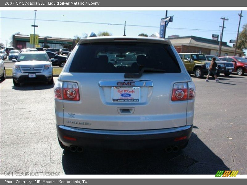 Liquid Silver Metallic / Ebony 2007 GMC Acadia SLE