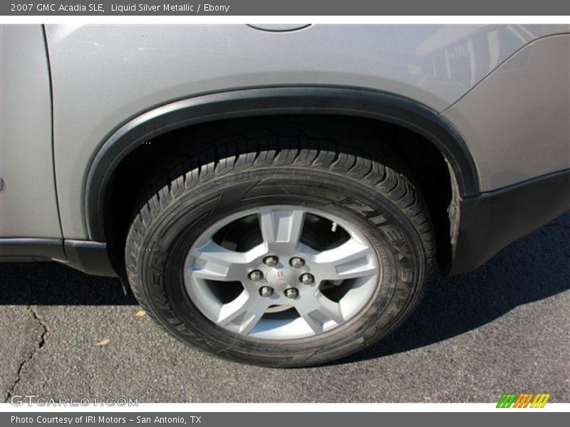 Liquid Silver Metallic / Ebony 2007 GMC Acadia SLE