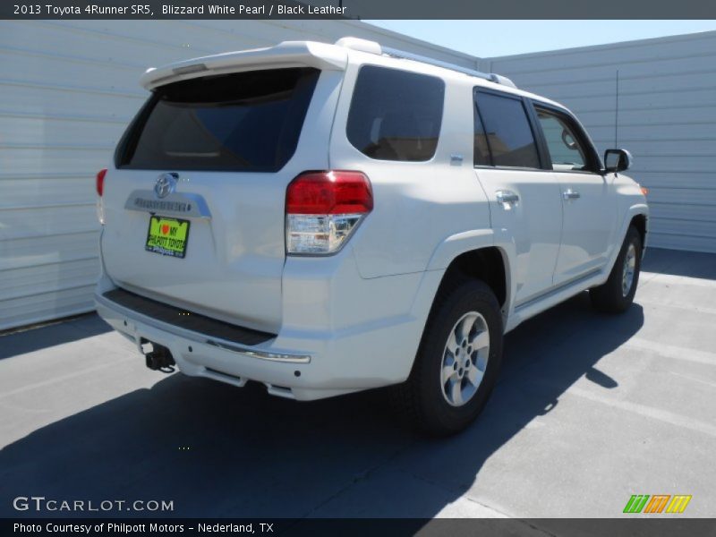 Blizzard White Pearl / Black Leather 2013 Toyota 4Runner SR5