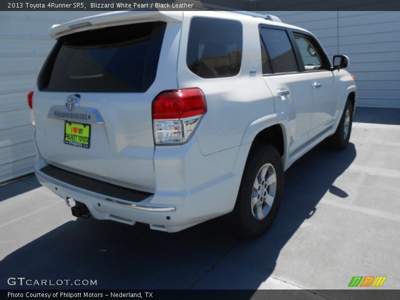 Blizzard White Pearl / Black Leather 2013 Toyota 4Runner SR5