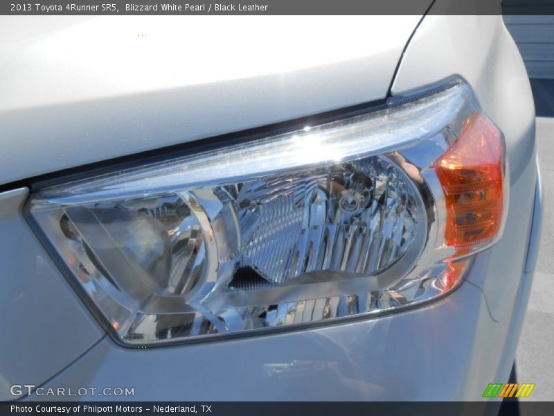 Blizzard White Pearl / Black Leather 2013 Toyota 4Runner SR5