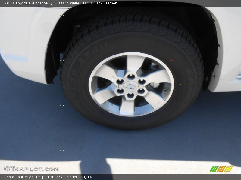 Blizzard White Pearl / Black Leather 2013 Toyota 4Runner SR5