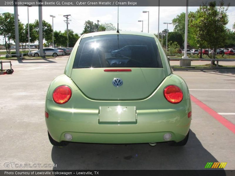 Cyber Green Metallic / Cream Beige 2005 Volkswagen New Beetle GL Coupe
