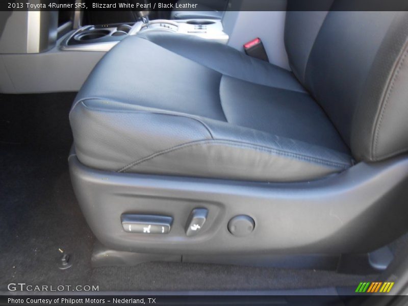 Blizzard White Pearl / Black Leather 2013 Toyota 4Runner SR5