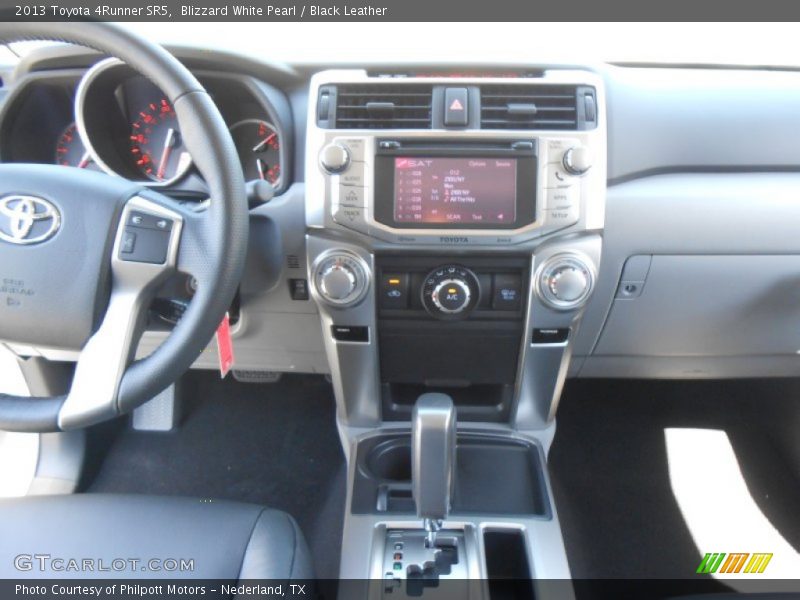 Blizzard White Pearl / Black Leather 2013 Toyota 4Runner SR5