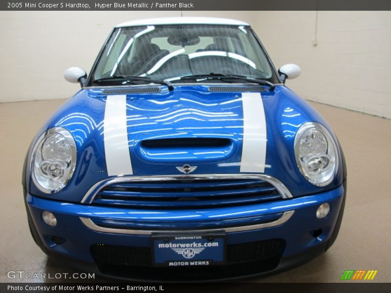 Hyper Blue Metallic / Panther Black 2005 Mini Cooper S Hardtop