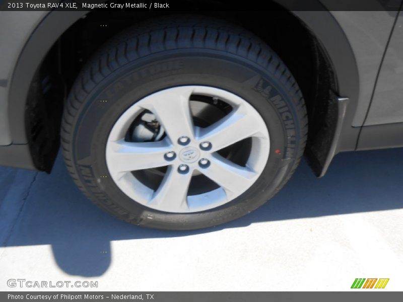 Magnetic Gray Metallic / Black 2013 Toyota RAV4 XLE